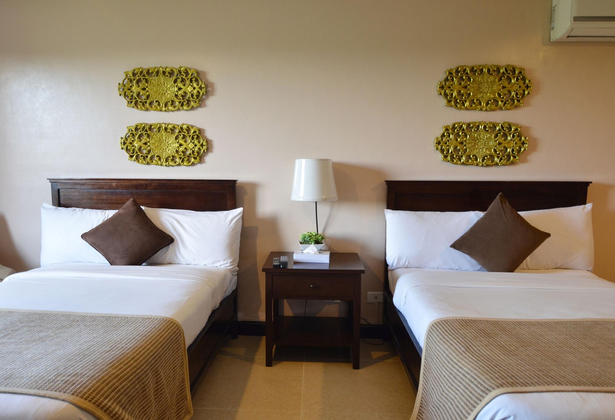 Crosswinds Resort Suites Tagaytay City Exterior foto