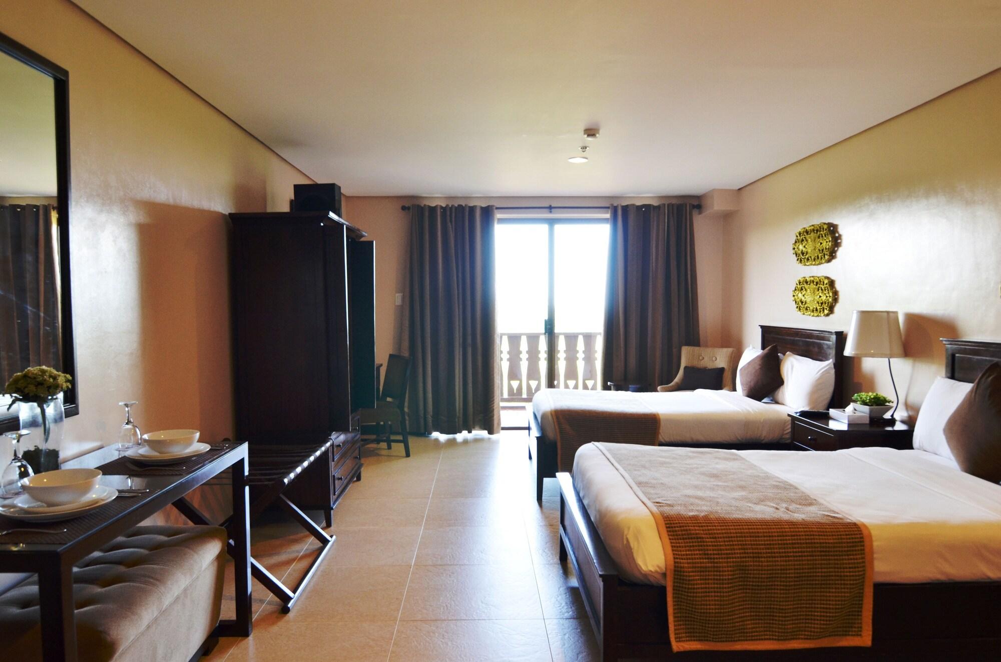Crosswinds Resort Suites Tagaytay City Exterior foto